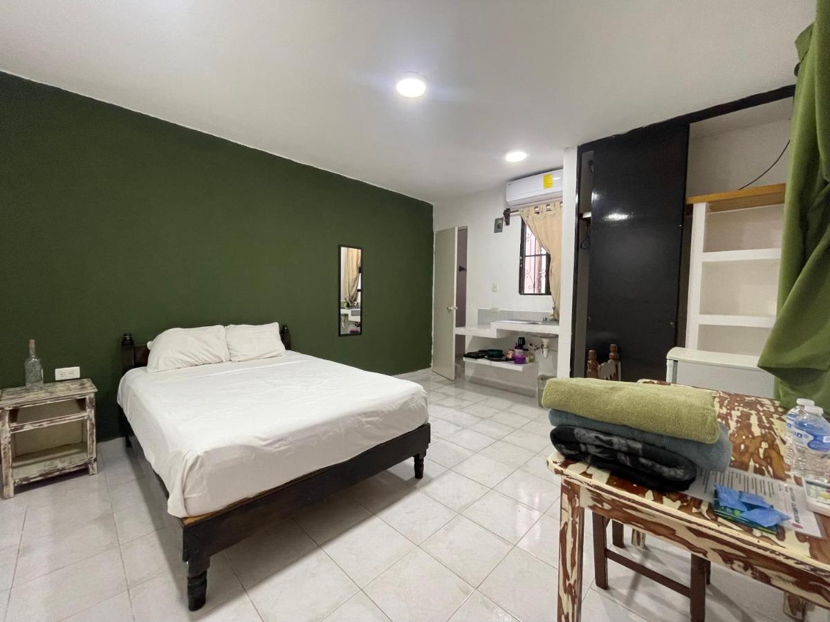Calaveritas Rooms Playa del Carmen Exterior photo
